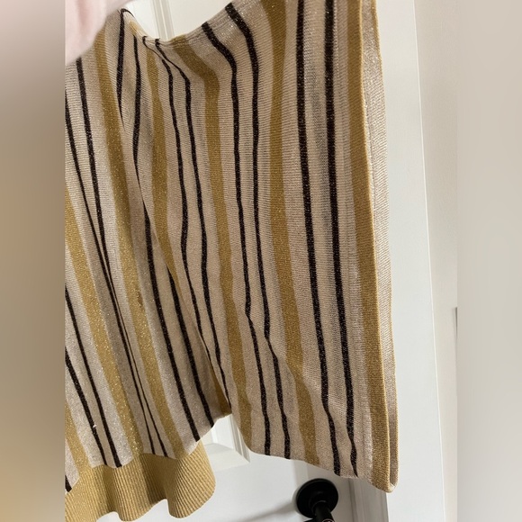 Ashley Stewart - Drape‎ Sleeve Glitter Sweater - Picture 4 of 9